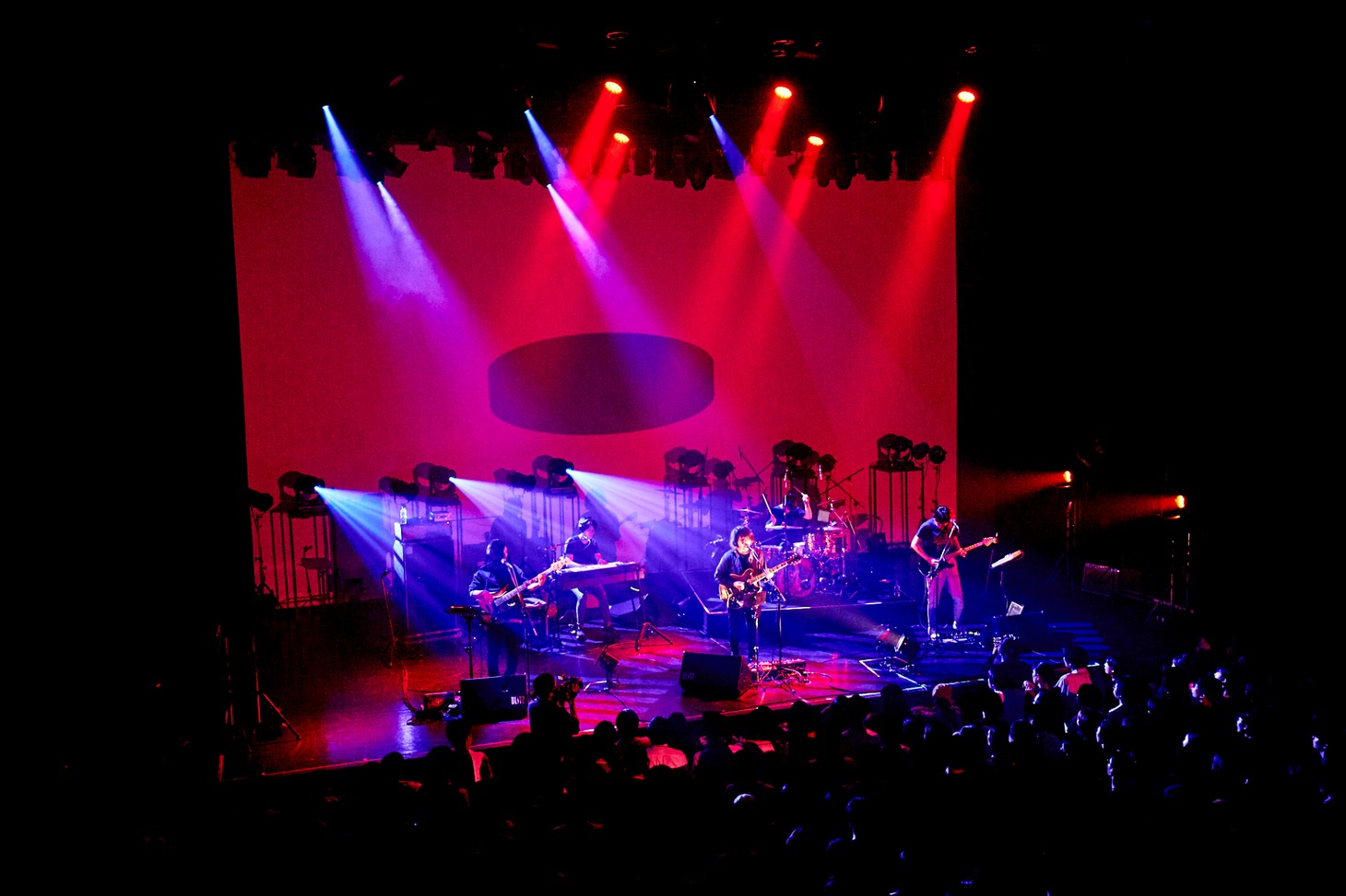 BBHF「ONE MAN TOUR"Mirror Mirror"」東京・マイナビBLITZ赤坂公演の様子。（撮影：松木宏祐）