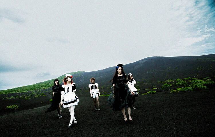 BAND-MAID 新作アルバム CONQUEROR リリース前に全曲配信 - 音楽