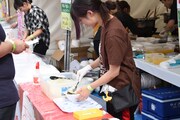 「NEGi FES」フードコートの様子。