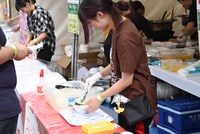 「NEGi FES」フードコートの様子。