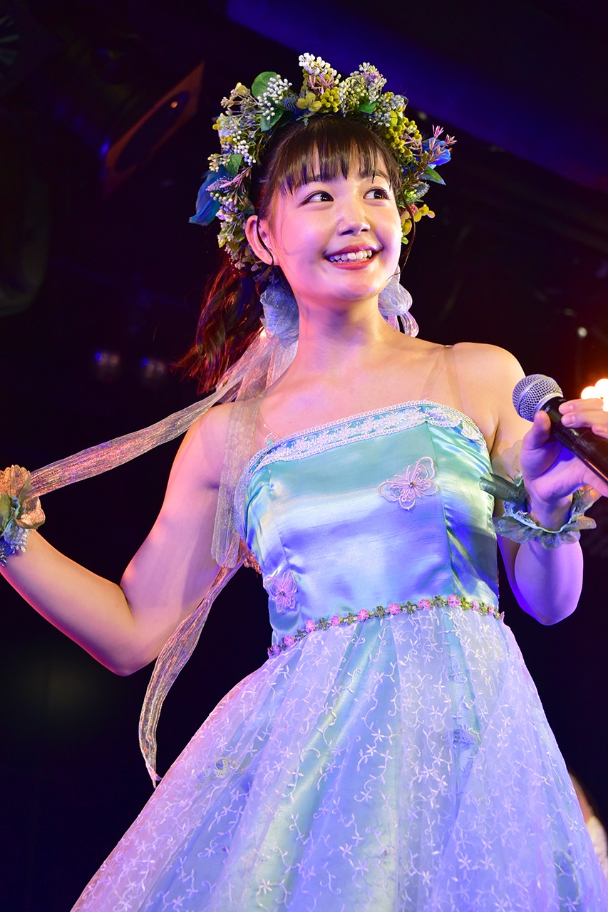 我妻桃実