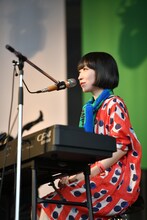 中川理沙（ザ・なつやすみバンド / Vo , Piano）