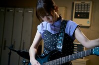 第1話「SHELTER」場面写真