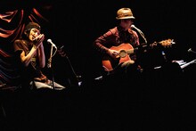 ブギ連「ブギる心」東京・東京キネマ倶楽部公演の様子。（撮影：岩佐篤樹）