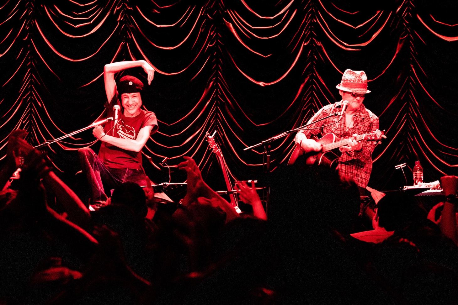 ブギ連「ブギる心」東京・東京キネマ倶楽部公演の様子。（撮影：岩佐篤樹）