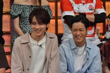 左から吉野北人、川村壱馬。 (c)日本テレビ
