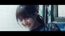 =LOVE「ズルいよ ズルいね」ミュージックビデオより佐竹のん乃。