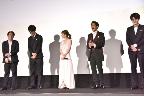 国際派・森崎ウィンの話題で盛り上がる登壇者の5人。