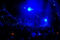 GRAPEVINE「GRAPEVINE FALL TOUR」の様子。（Photo by TAKU FUJII / 写真は東京・中野サンプラザホール公演のもの）