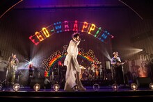 EGO-WRAPPIN'「Dance, Dance, Dance」東京公演の様子。