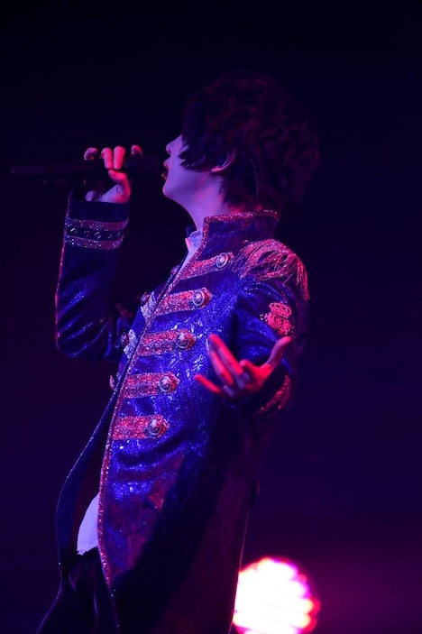 そらる（撮影：小松陽祐［ODD JOB］、堀卓朗［ELENORE］、釘野孝宏）