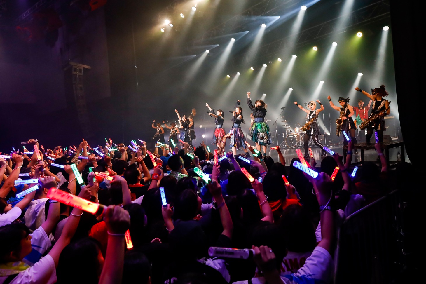 「60minutes!! TEAM SHACHI BAND Rocks You Away!」の様子。（撮影：笹森健一）