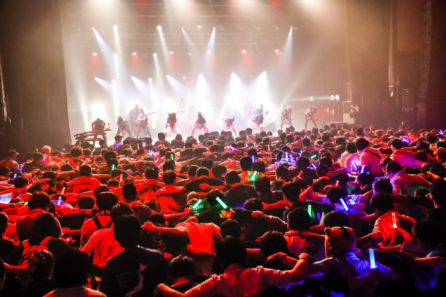 「60minutes!! TEAM SHACHI BAND Rocks You Away!」の様子。（撮影：笹森健一）