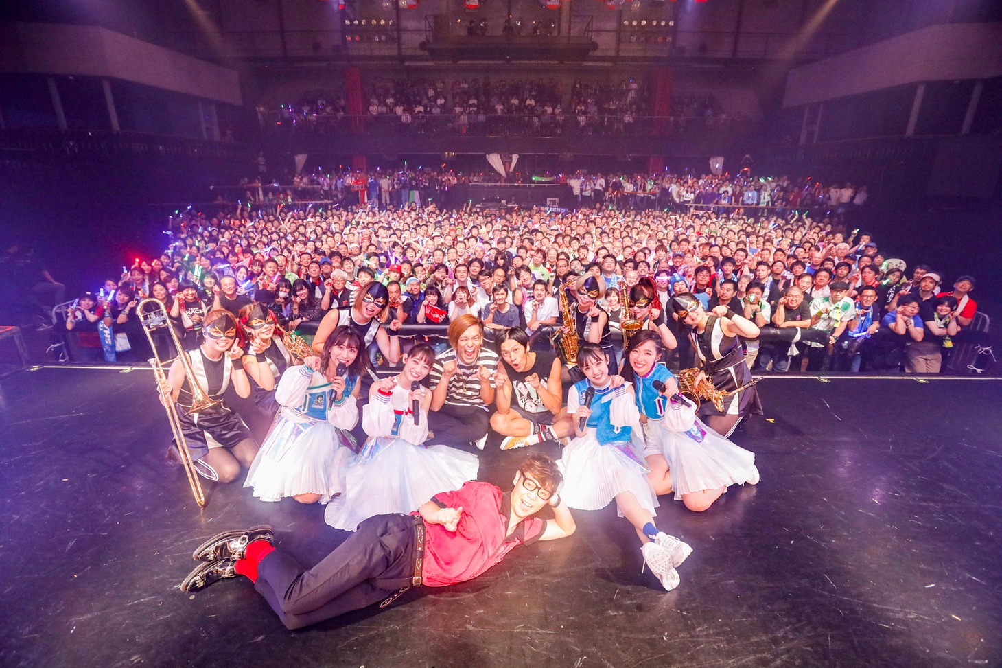 「60minutes!! TEAM SHACHI BAND Rocks You Away!」の様子。（撮影：笹森健一）