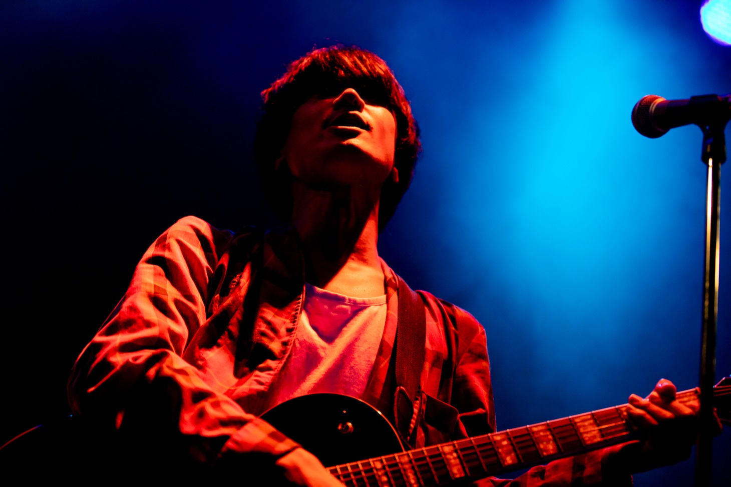 佐々木亮介（Photo by Viola Kam［V'z Twinkle］）