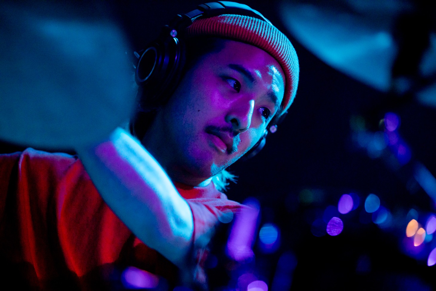 澤村一平（Dr / SANABAGUN.）（Photo by Viola Kam［V'z Twinkle］）