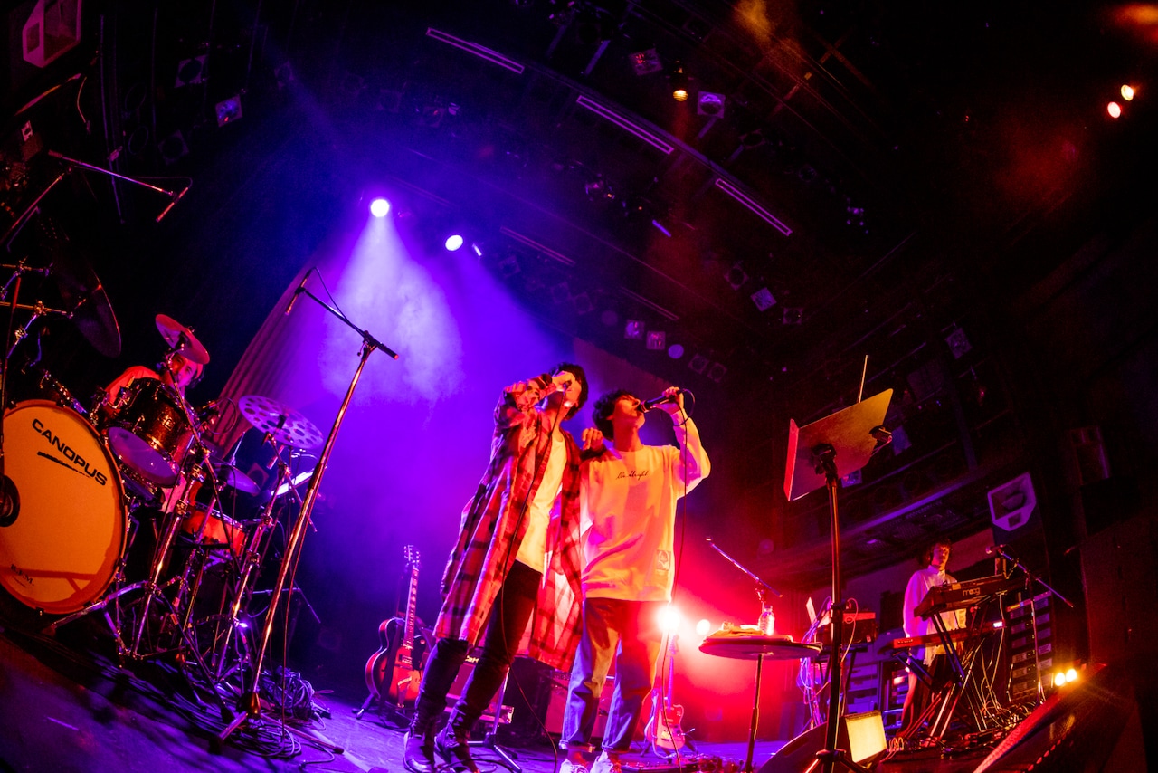 AFOC佐々木亮介、イマイアキノブや三船雅也とのセッションで魅せたツアーファイナル