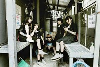 BiSのアーティスト写真（2019年9月）