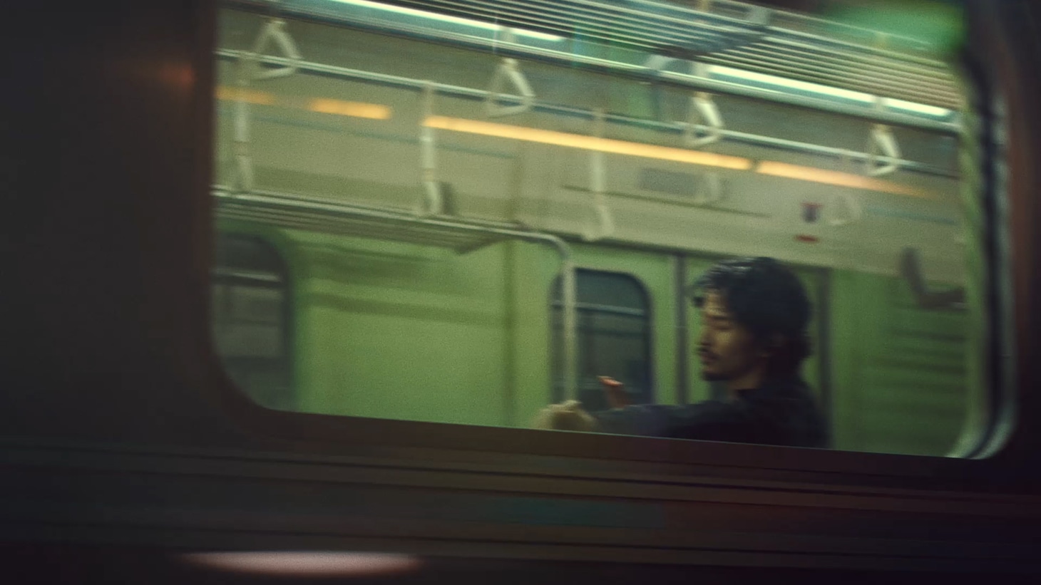 「NW-A100」シリーズCMのワンシーン。