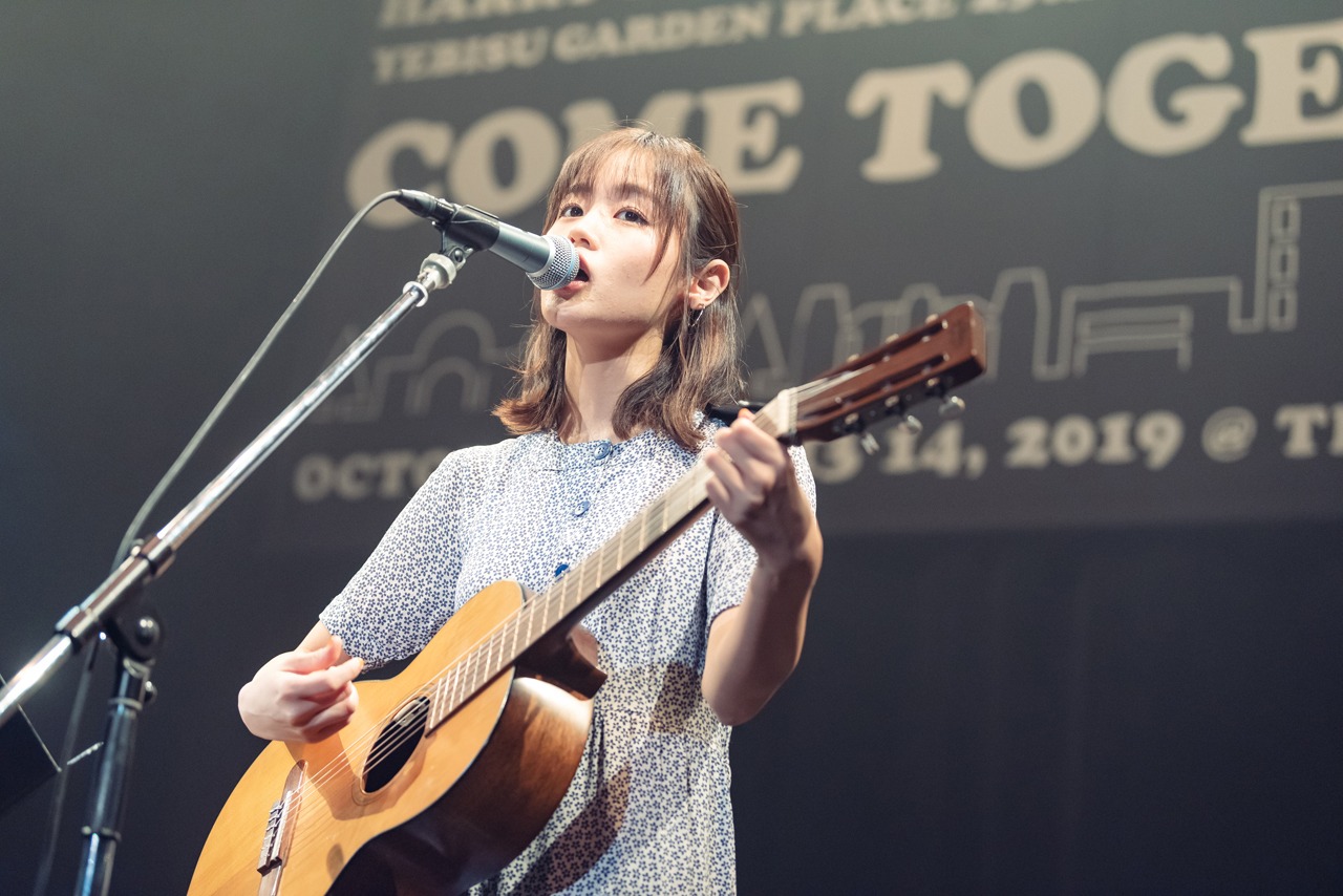 藤原さくら（Photo by Miki Azuma）