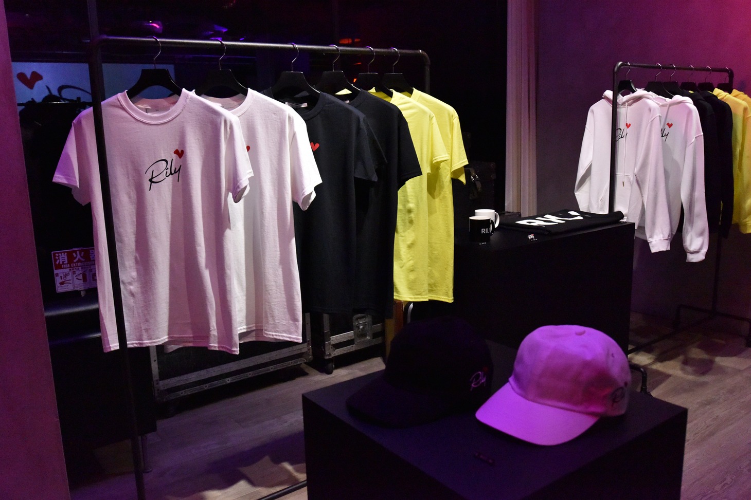 「2019 RILY POP UP」店内の様子。