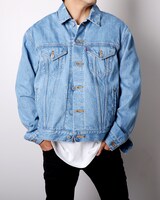 「#MOREMORE_EXID」オリジナルデニムジャケット着用写真