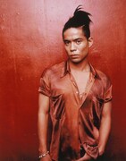 「LA・LA・LA LOVE SONG」発表時の久保田利伸のアーティスト写真。