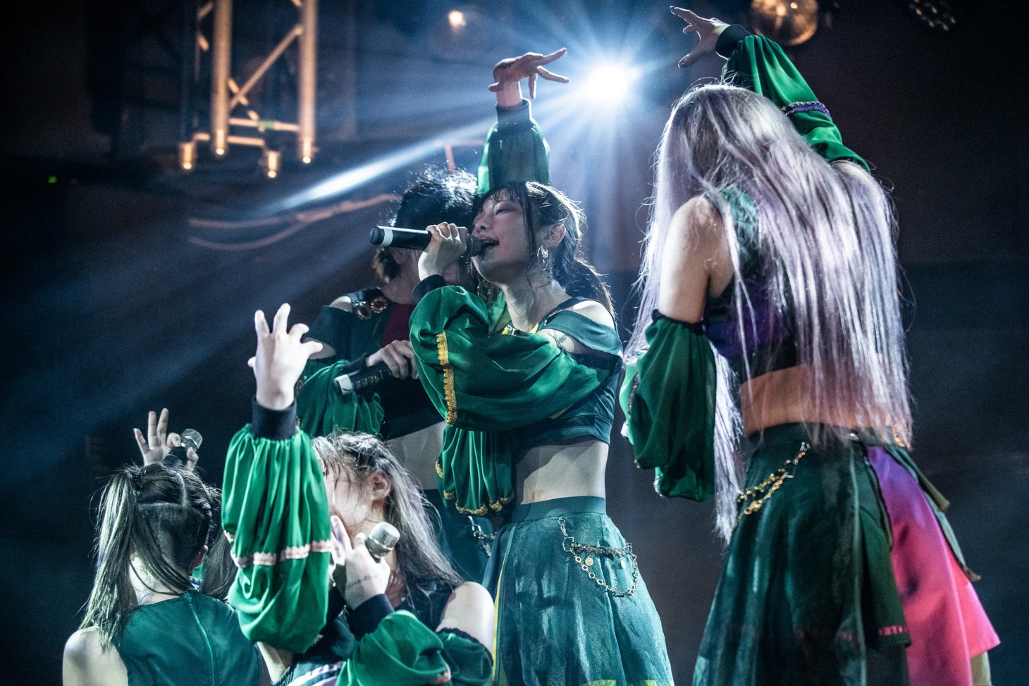 MIGMA SHELTER「Psy Spirit Tour」東京公演の様子。（撮影：稲垣謙一）