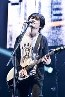 山中さわお（Vo, G）（撮影：橋本塁＜SOUND SHOOTER＞、玉井信吾）