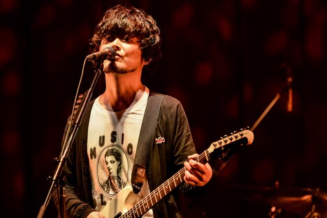 山中さわお（Vo, G）（撮影：橋本塁＜SOUND SHOOTER＞、玉井信吾）