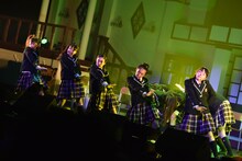 左から吉田爽葉香、森萌々穂、八木美樹、戸高美湖、藤平華乃。