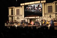 寸劇「さくら学院のハロウィン殺人事件!?」の様子。(c)Hajime Oba