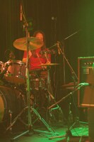 Yurika（Dr / TAWINGS）（Photo by Yoshitake Hamanaka）