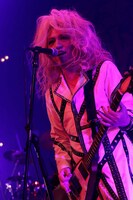 橘高文彦（G）（写真提供：徳間ジャパンコミュニケーションズ）