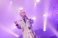 大槻ケンヂ（Vo）（写真提供：徳間ジャパンコミュニケーションズ）