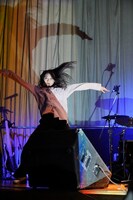 「NEWTOWN 2019」でパフォーマンスする和田彩花。（写真提供：YU-Mエンターテインメント）