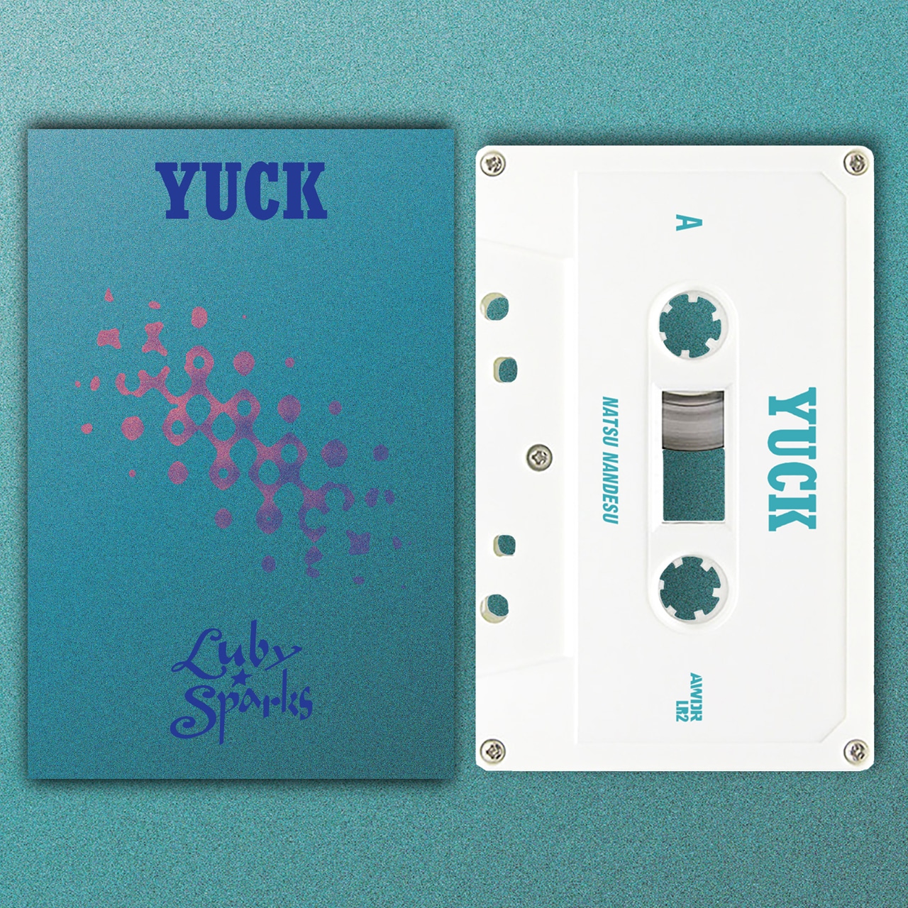 「Yuck X Luby Sparks 2019」の会場で販売されるカセットテープのパッケージ。