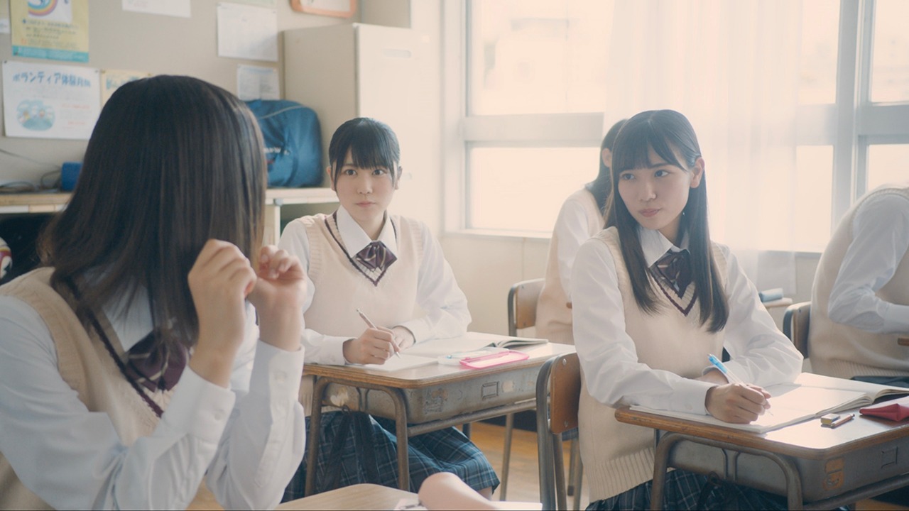 「ココイチ de もっと HAPPY!キャンペーン」テレビCMのワンシーン。(c)Seed&Flower LLC