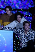 上から吉野北人、川村壱馬、RIKU。