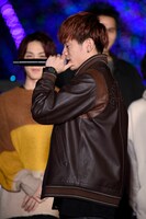 「よーい、アクション！」と言う浦川翔平。