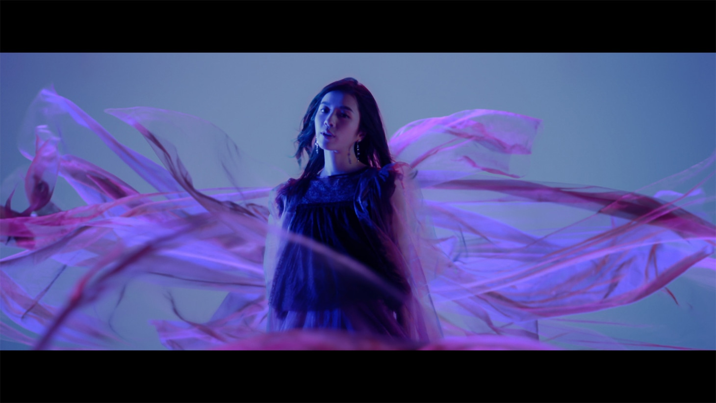 milet「You & I」ミュージックビデオより。
