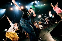 「どついたるねんの一揆」の様子。（撮影：宇佐美亮）