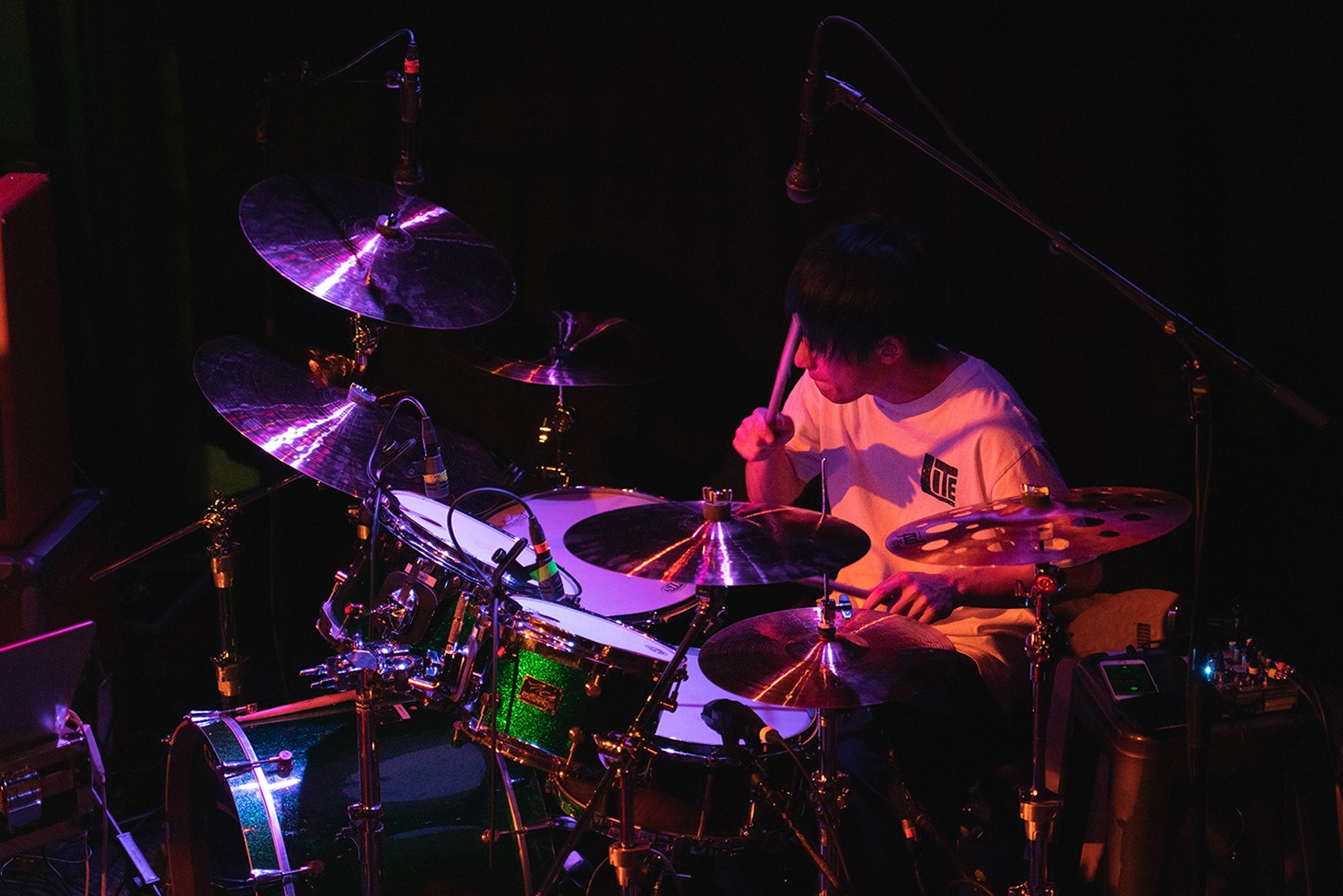 山本晃紀（Dr）（Photo by Kisa Nakamura）