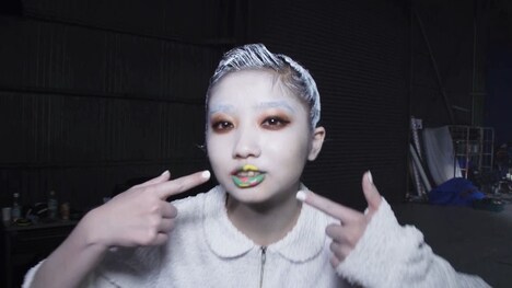 GANG PARADE「LOVE PARADE」DISC 3ティザー映像のワンシーン。