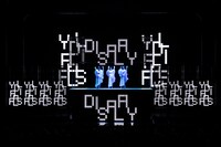 「DISPLAY（Reframe2019 ver）」のパフォーマンスの様子。（撮影：上山陽介）