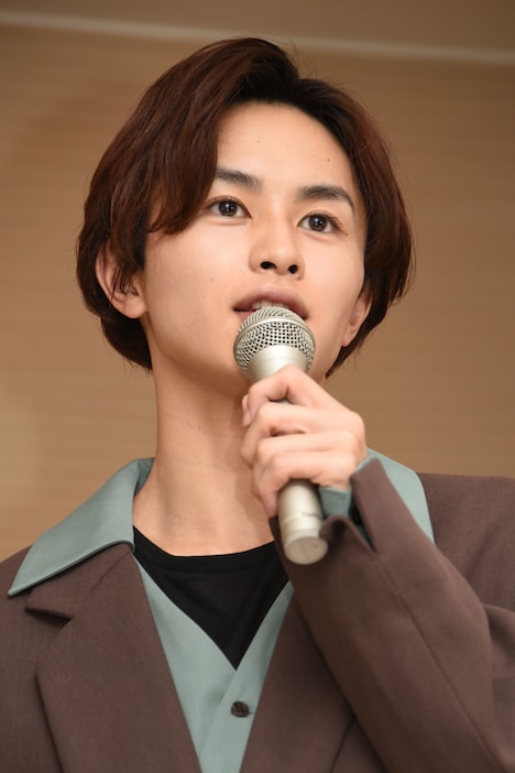 草川拓弥（超特急）