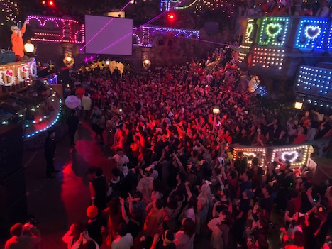 「SPOOKY PUMPKIN 2019 ～PURO ALL NIGHT HALLOWEEN PARTY～」の様子。