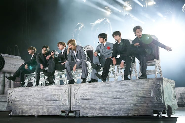 Btsがソウルで世界ツアーファイナル開催 300台のドローンが上空に集結 ライブレポート 写真6枚 音楽ナタリー