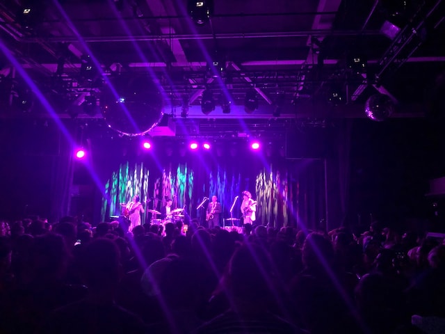 10月20日のElsewhere公演の様子。