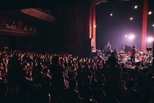 中村佳穂「うたのげんざいち 2019」東京・草月ホール公演の様子。（撮影：川島悠輝）